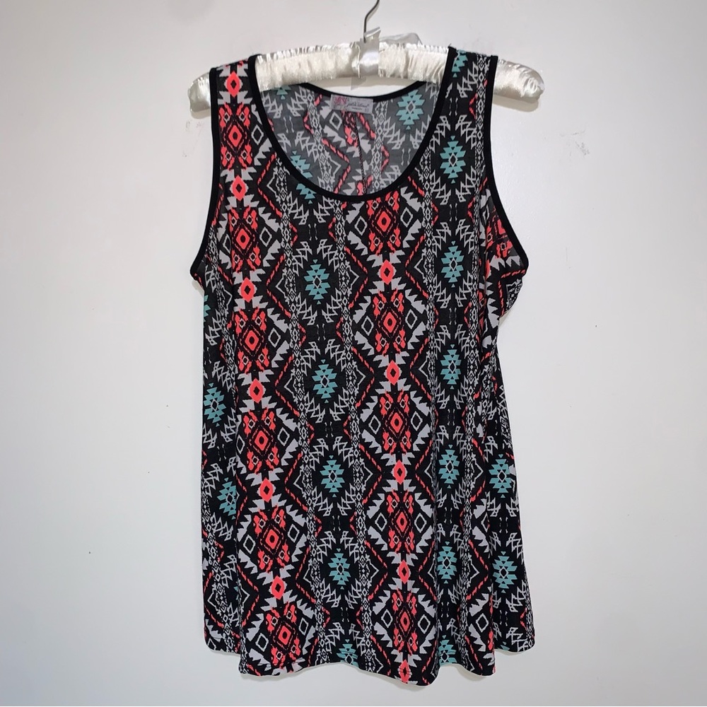 Julie's Closet Geometric Print Tank Top - Black, Red, Blue Maternity XLarge